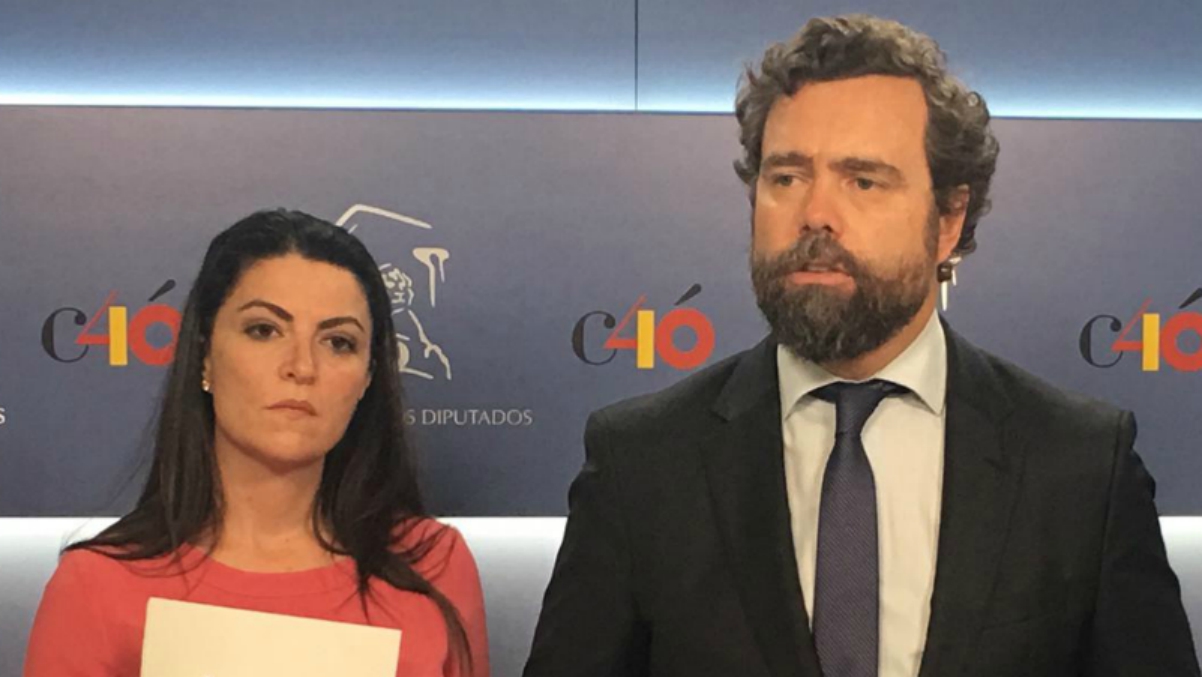 VOX pide documentación para lograr la equiparación salarial de las FYCSE