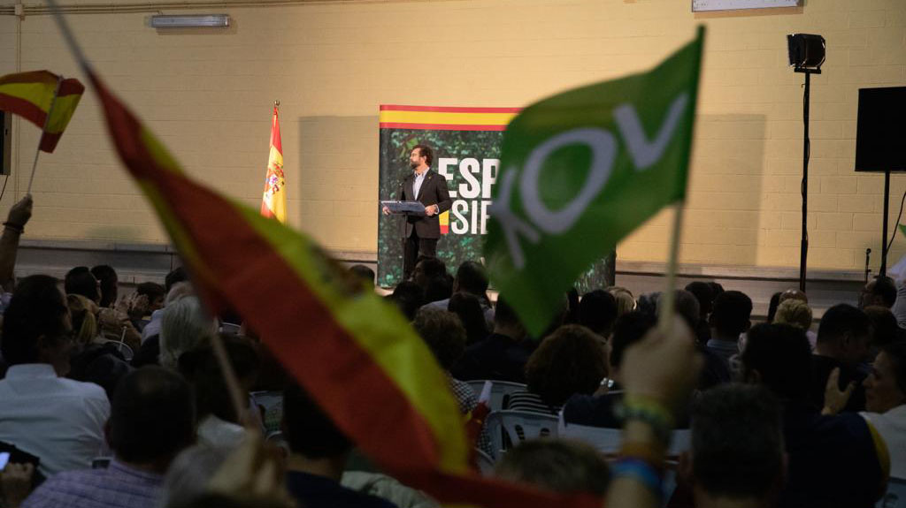 Iván Espinosa durante el mitin en Huelva