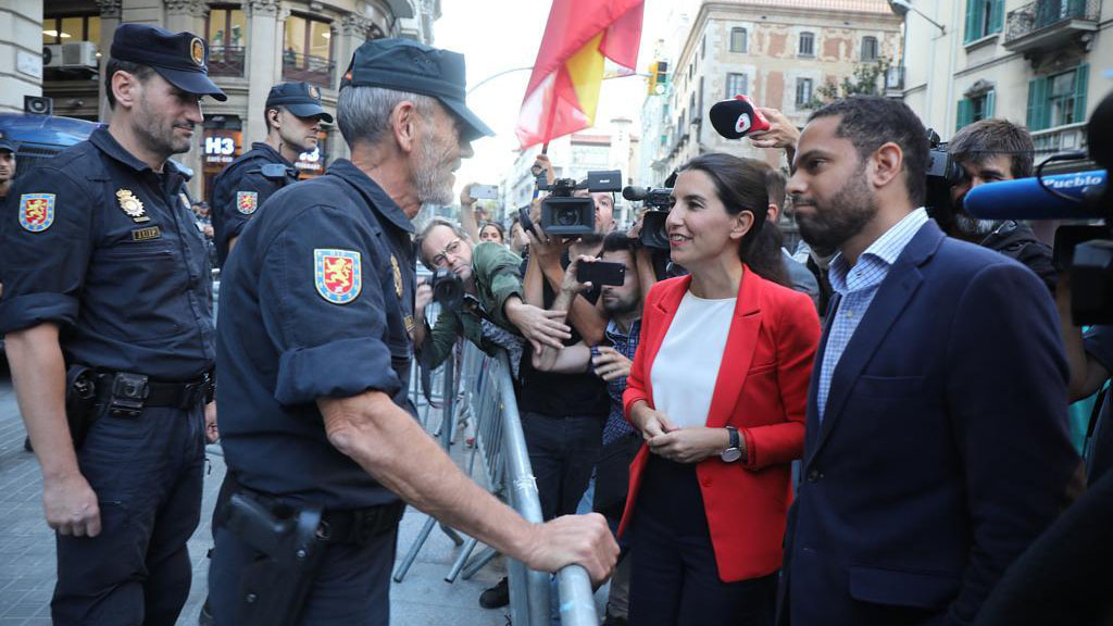 Rocío Monasterio en Barcelona junto a Ignacio Garrida
