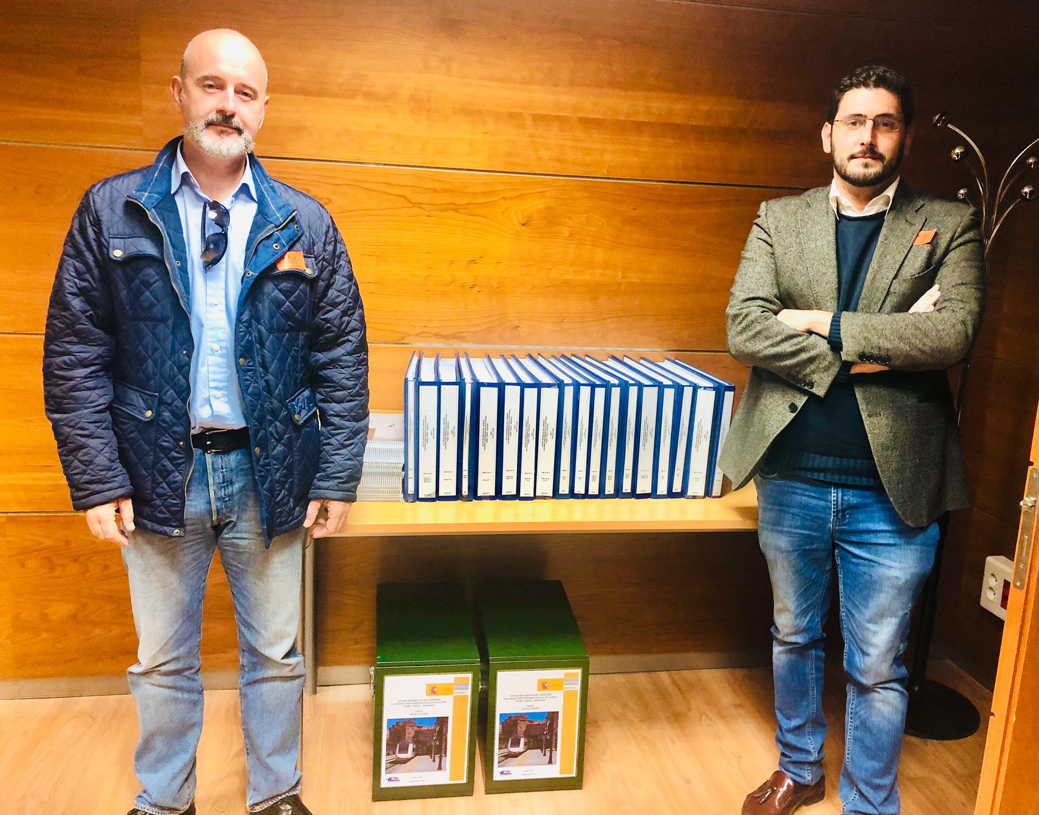 Alejandro Nolasco y Juan Manuel Hernández en Subdirección General de Planificación Ferroviaria en Madrid