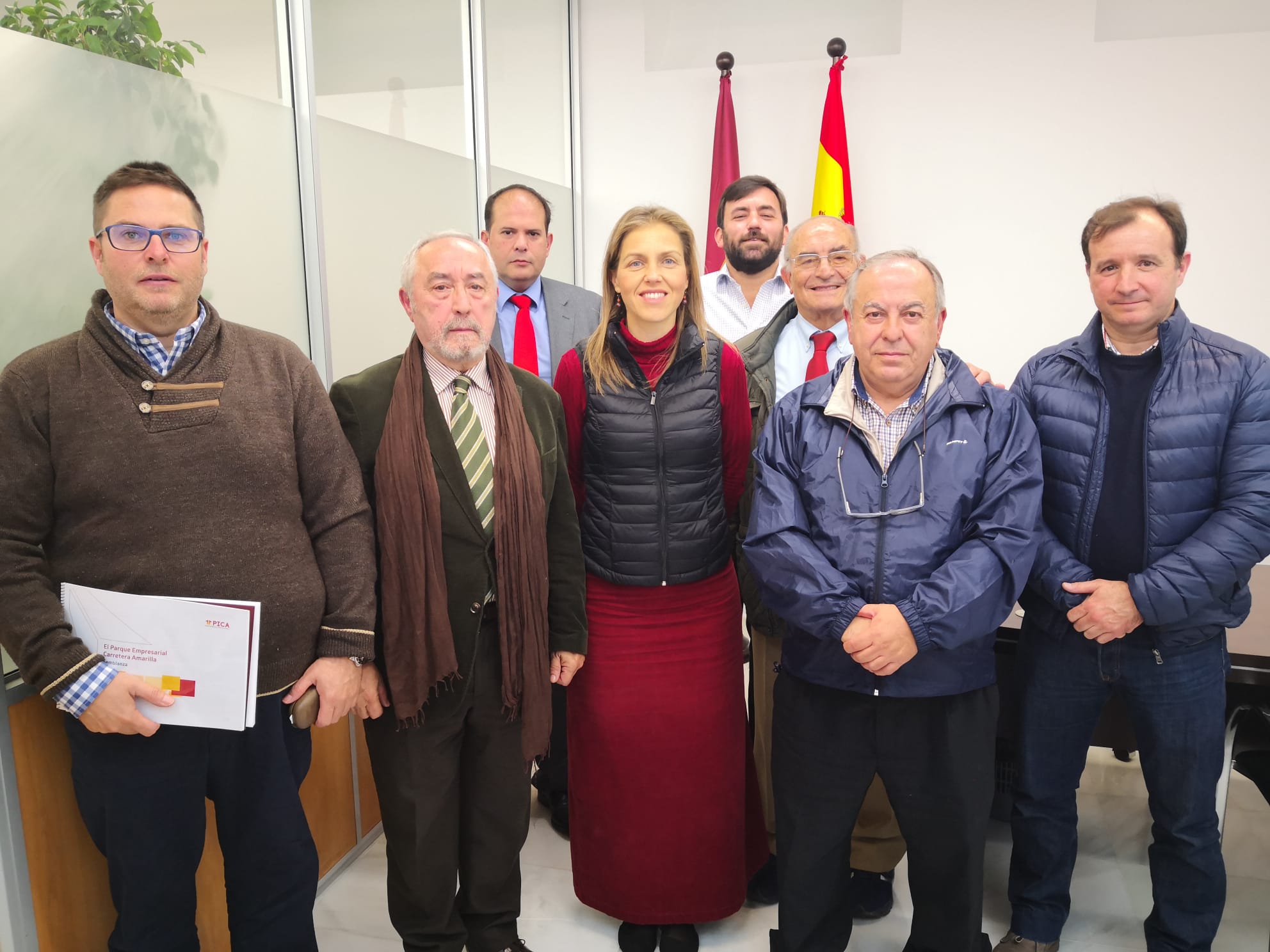 Reunión entre la portavoz municipal de VOX en Sevilla con los empresarios de los polígonos industriales