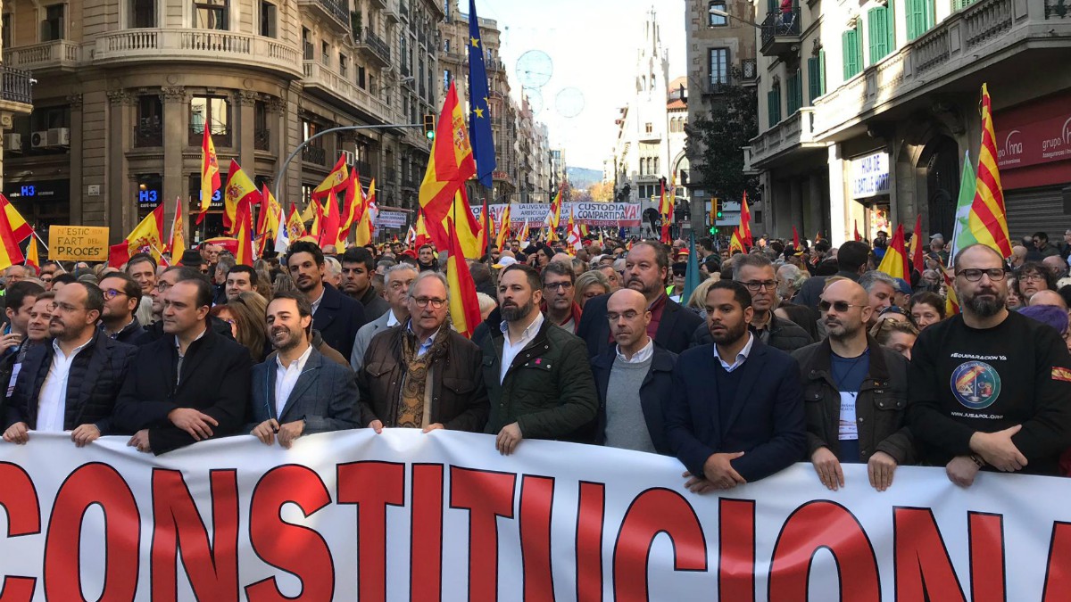 Santiago Abascal en la manifestación en defensa de la Constitución de Barcelona.