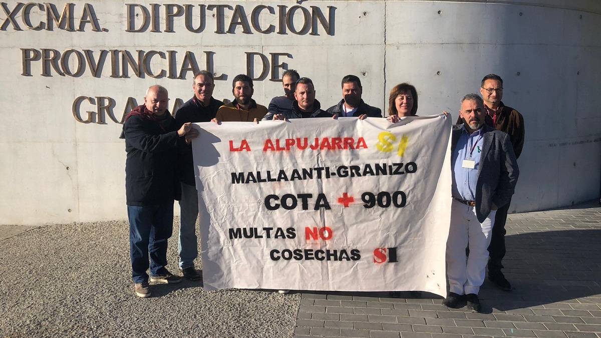 VOX Diputación Granada mallas agricultores Alpujarra