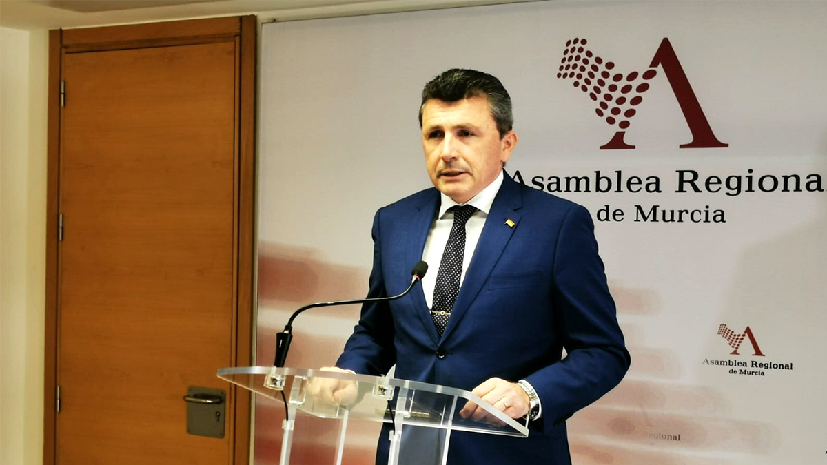 Diputado Regional, Pascual Salvador