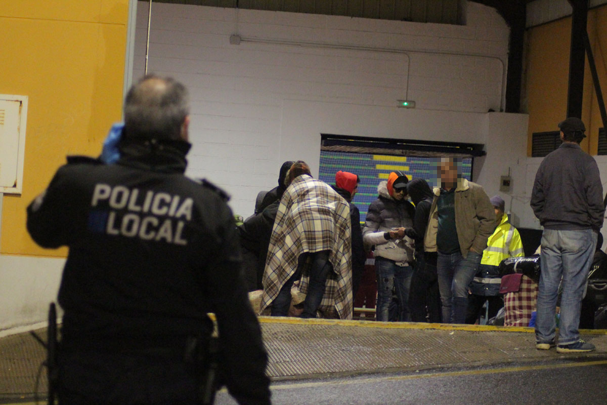 Policía Pabellon Inmigrantes