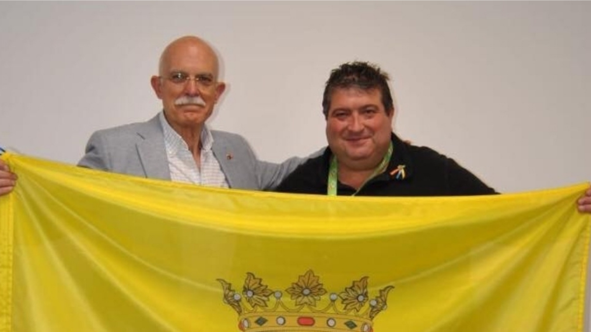 antonio gallardo ayudas familias