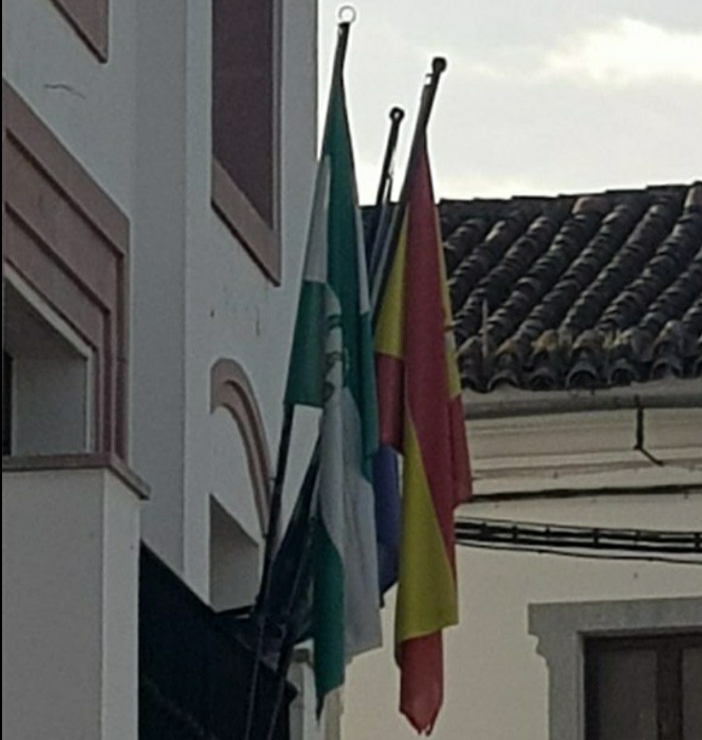 Banderas hasta arriba, Ayuntamiento Villaviciosa de Córdoba