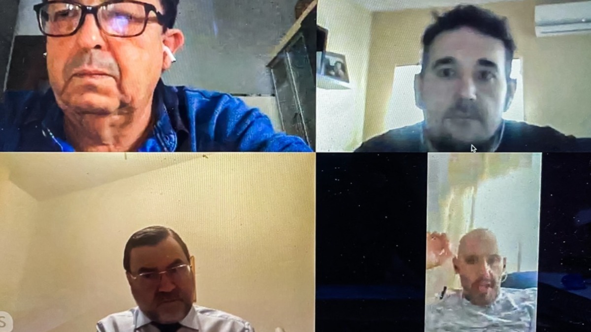 carlos zambrano se reune con empresarios y autonomos de la provincia