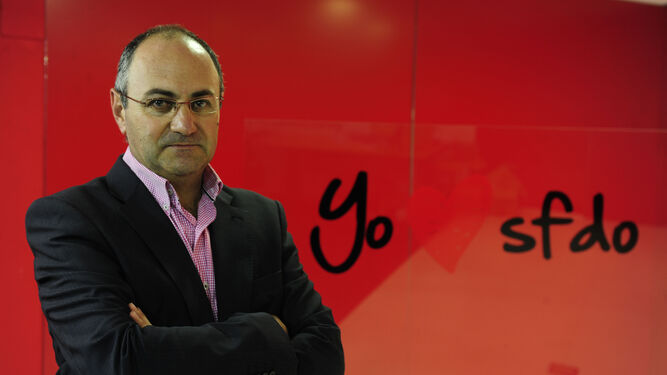 un concejal del psoe opina que los medios de comunicación deben ser controlados por el estado
