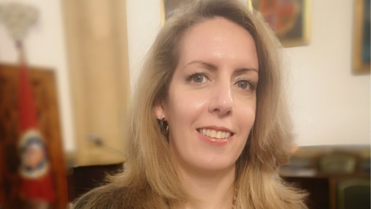 esther ceballos toma posesion como concejal de vox