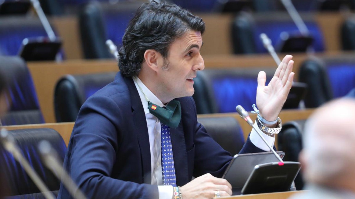 Rodrigo Jiménez en la comisión de reconstrucción.
