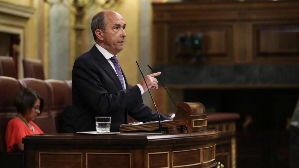Francisco José Contreras en la tribuna del Congreso.