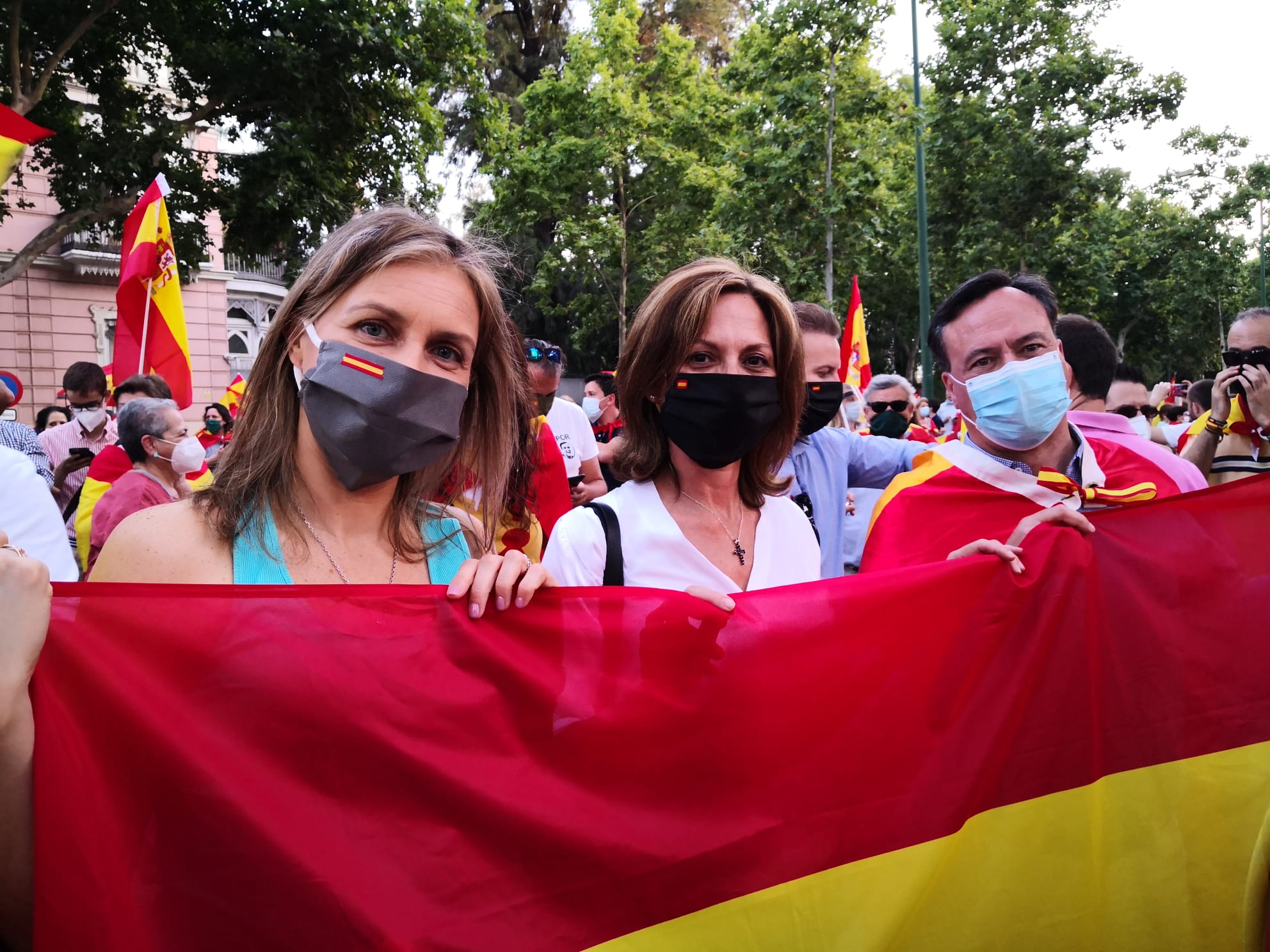 - La diputada nacional de VOX por Sevilla Reyes Romero alerta de la precariedad de medios humanos en la prisión que “pone en riesgo la vida de los funcionarios de prisiones y de los propios reclusos en plena pandemia del Covid-19”