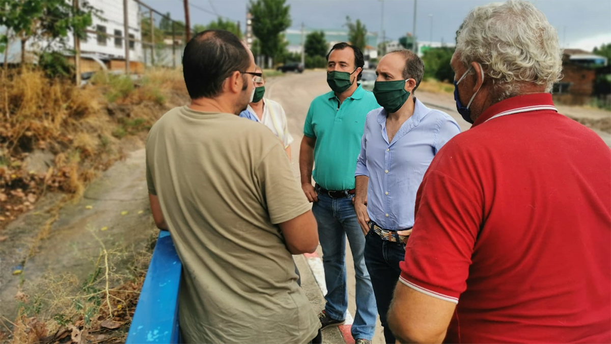 El presidente de VOX Toledo visitó Cebolla tras la riada