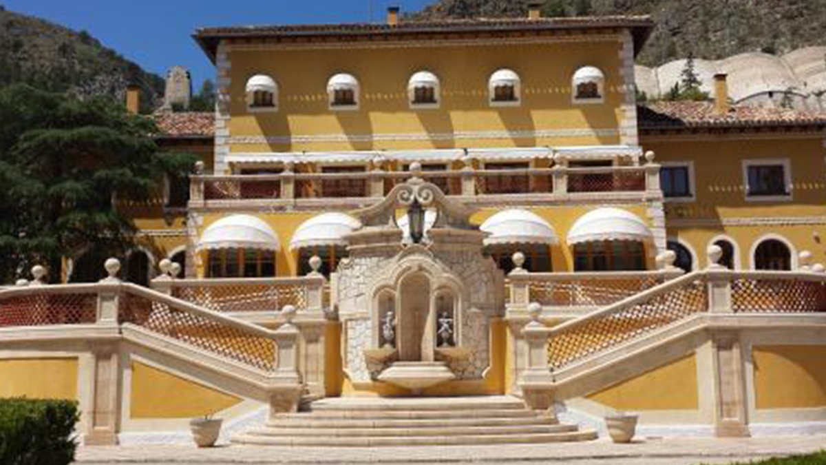 hotel-cenajo