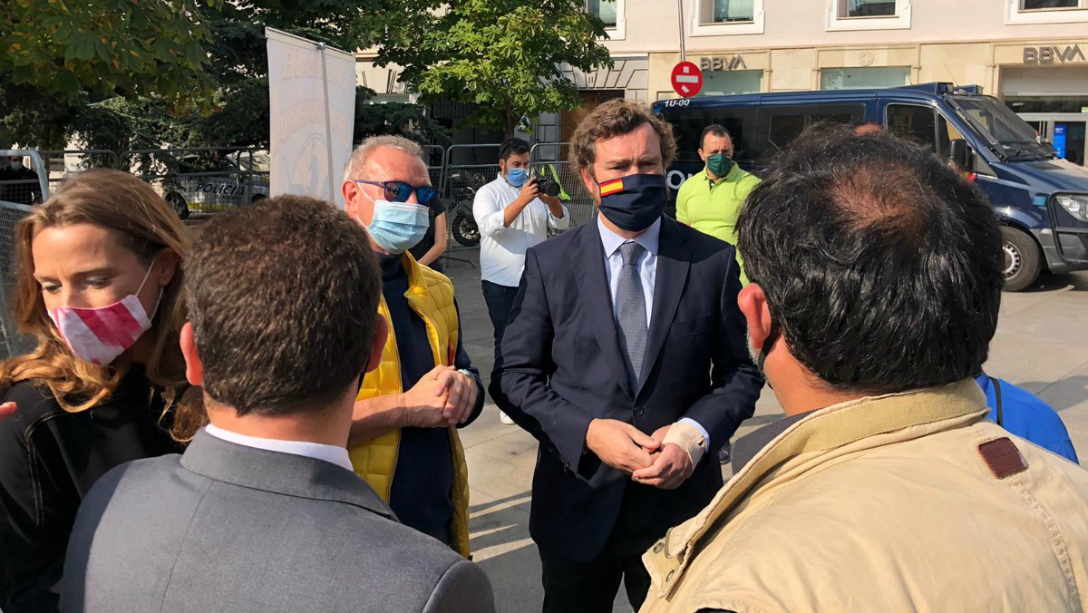 Iván Espinosa de los Monteros, con los trabajadores