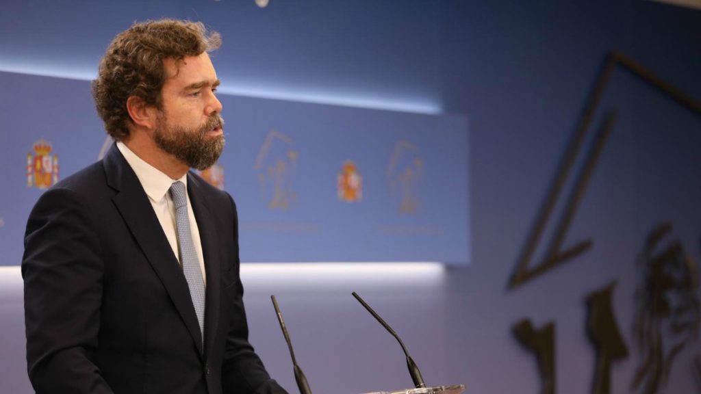 Espinosa de los Monteros 'Va a ser muy difícil salir adelante sino