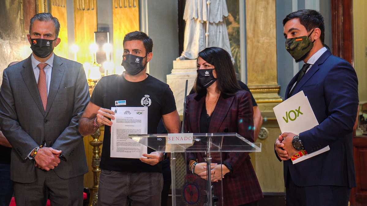 Javier Ortega, Macarena Olona y Jacobo González-Robatto