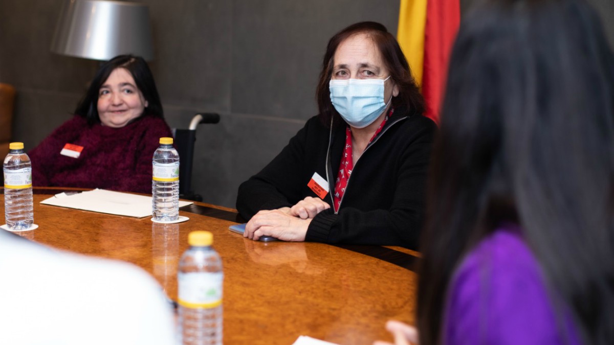 Vanessa Jiménez y su madre, Margarita, en el Congreso