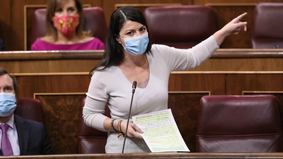 Macarena Olona en la sesión de control