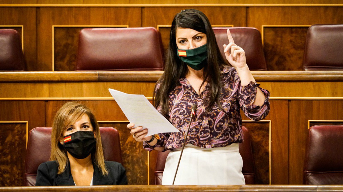 Macarena Olona en la sesión de control