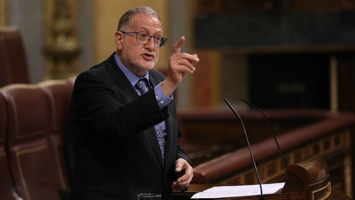 Juan Luis Steegmann en la tribuna del Congreso