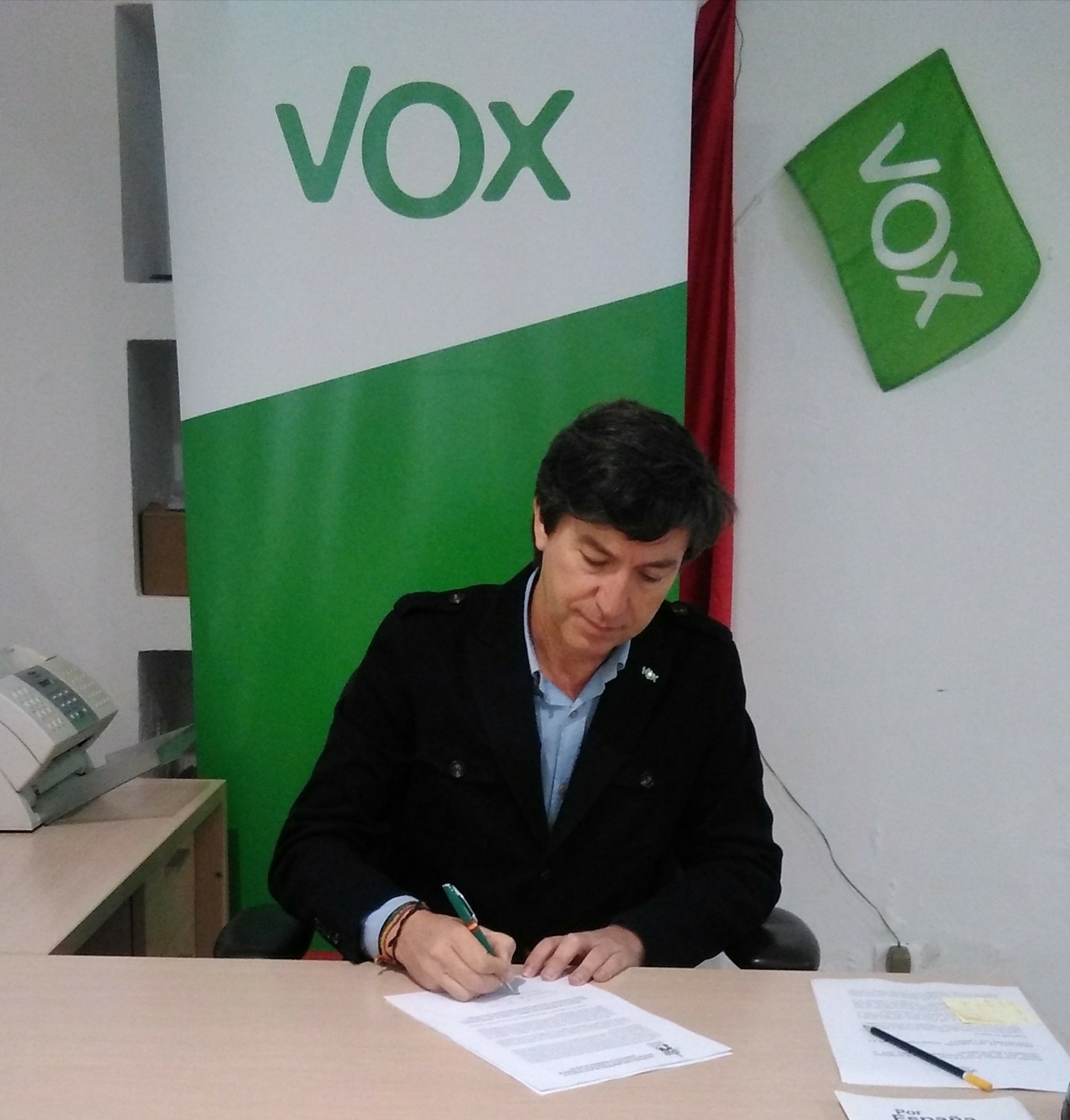 El portavoz municipal de VOX en el Ayuntamiento, Font Briones.