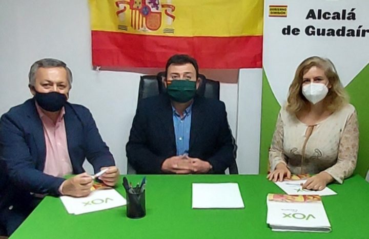 Los concejales de Vox en Alcalá de Guadaíra.