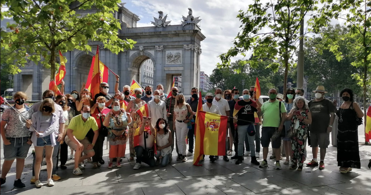 VOX Toledo presente en la manifestación de Colón contra los indultos