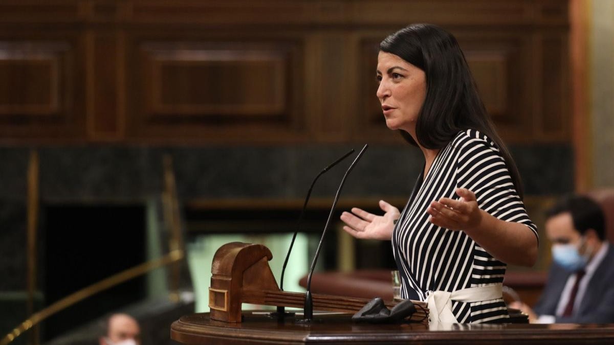 Macarena Olona en la tribuna del Congreso