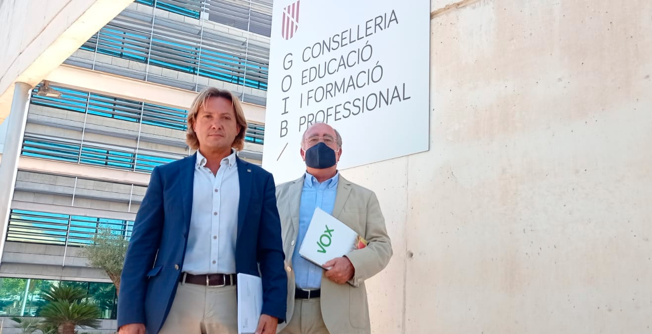 No se puede admitir la introducción constante de la ideología de género o que de hecho se acabe con la libre elección de lengua