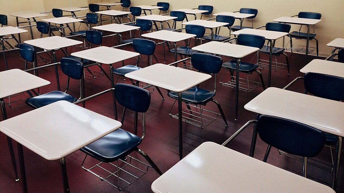 VOX denuncia cconsejero de Educación Sanidad
