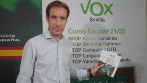 Javier Cortés muestra las claves de la campaña escolar.