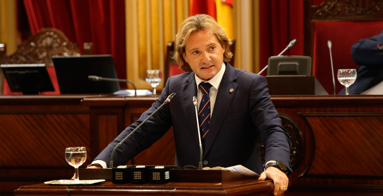 Sra. Armengol, usted ayer hizo el discurso de la mentira y de la manipulación. Y yo vengo a contar la verdad de su gestión y del actual estado de la comunidad. De cómo ha dejado usted a las Islas Baleares.