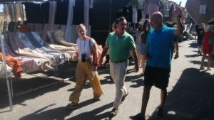 Rafael García Ortiz junto al coordinador de VOX en Castilleja.