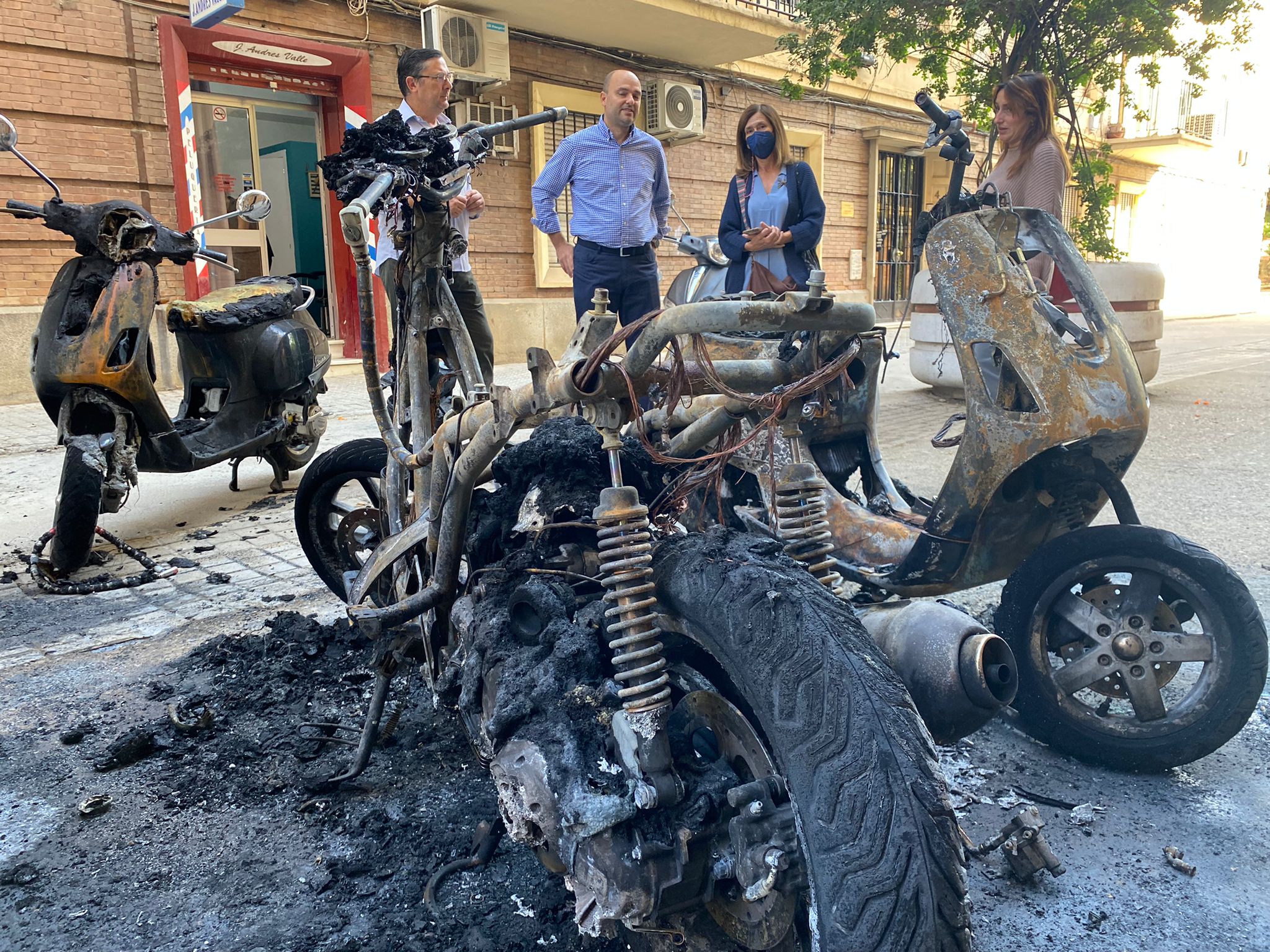Concejal de VOX visita zona afectada por vandalismo
