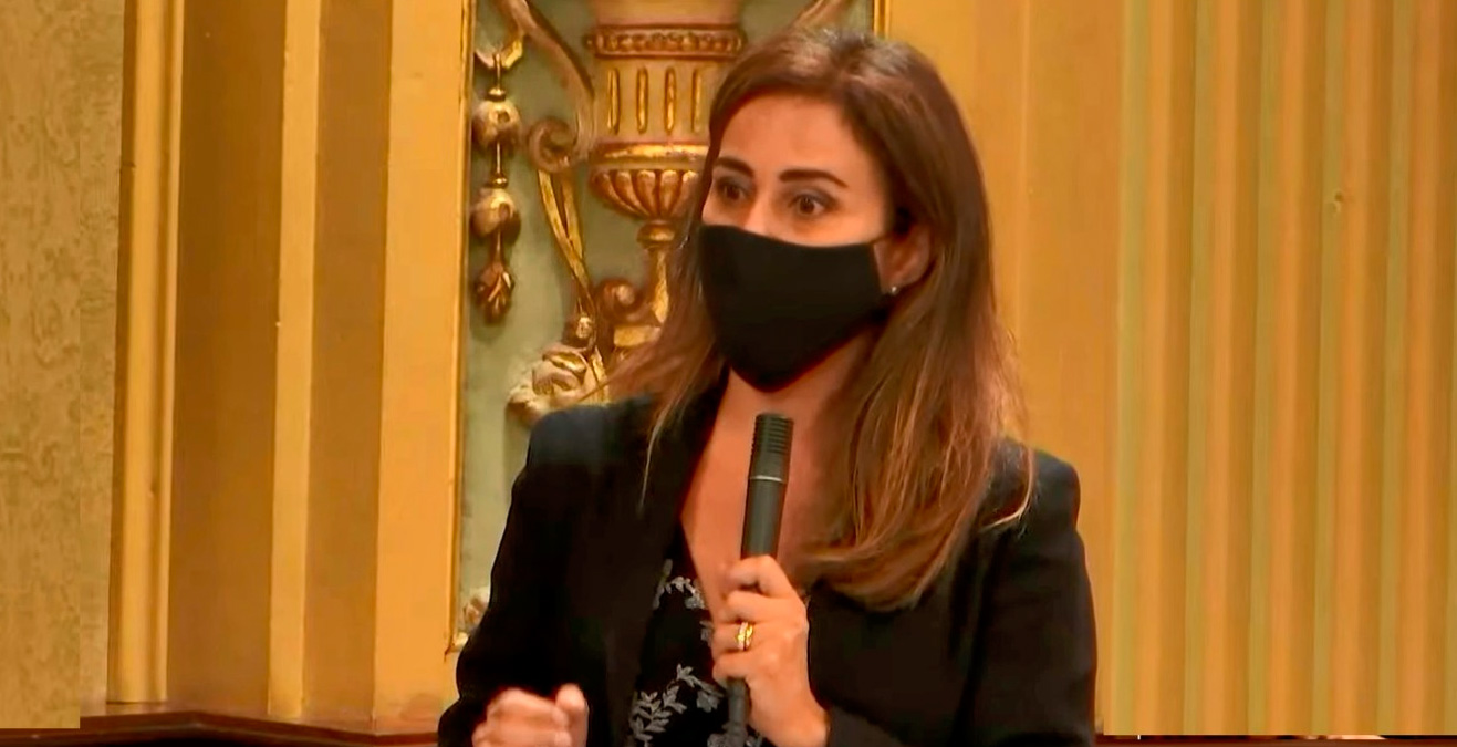 no cree en la separación de poderes porque no cree en la democracia