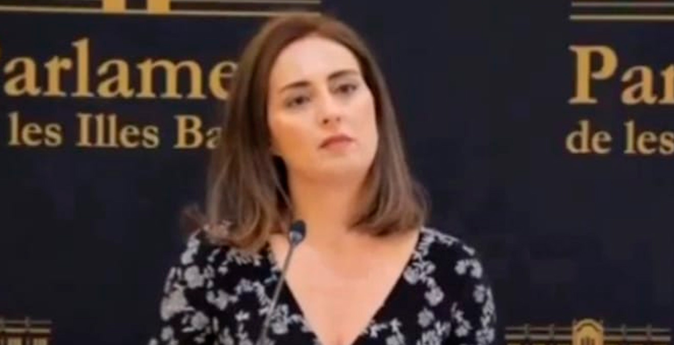 Son unos presupuestos escandalosos, una farsa y es imposible enmendarlos.