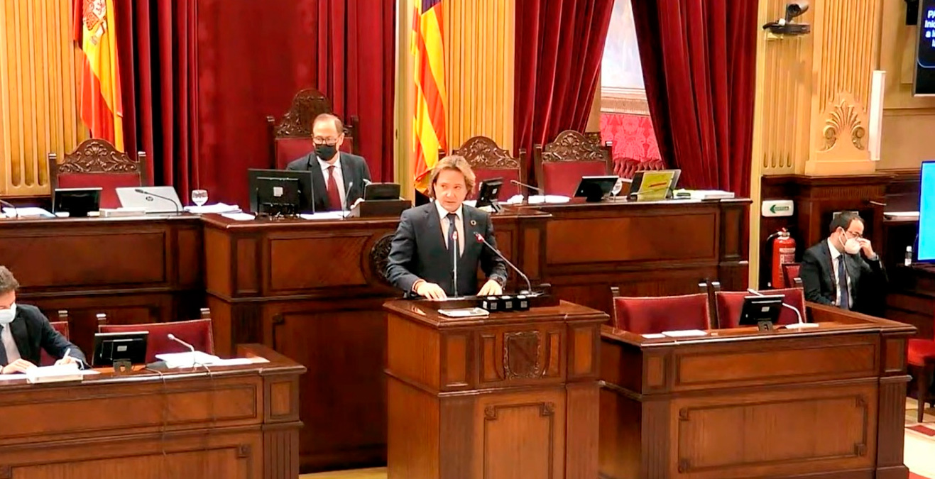 Ahora estamos nosotros, y así como no pudimos entonces recurrir estas normativas al Constitucional, porque no existíamos, ahora tendremos la oportunidad de hacerlo.