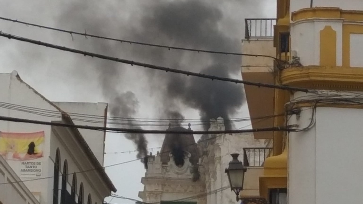 Imagen del incendio en la Casa Ibarra.