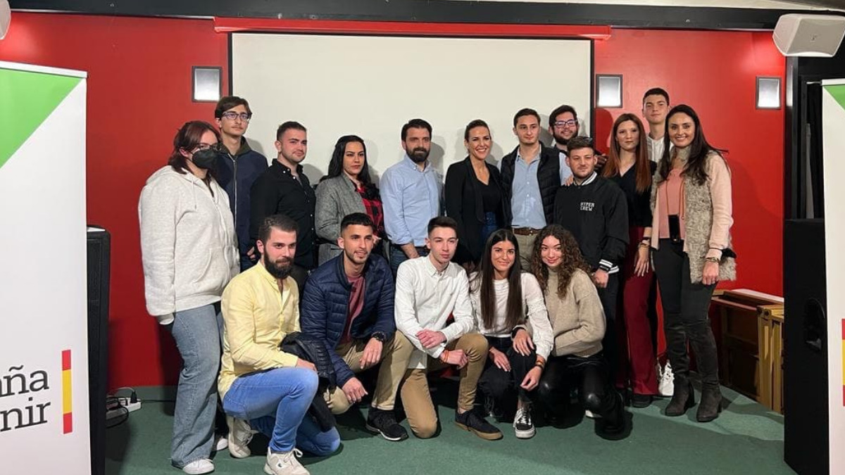 Patricia Rueda y VOX Jóvenes Almería