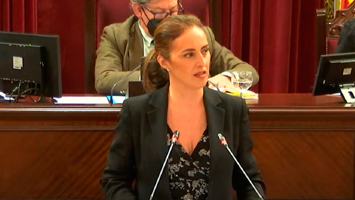 la Fiscalía de Medio Ambiente considera responsable al Gobierno de las Islas Baleares de los repetidos vertidos