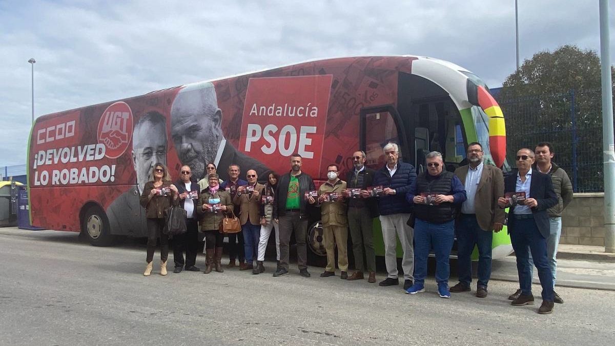 VOX recuerda al socialista