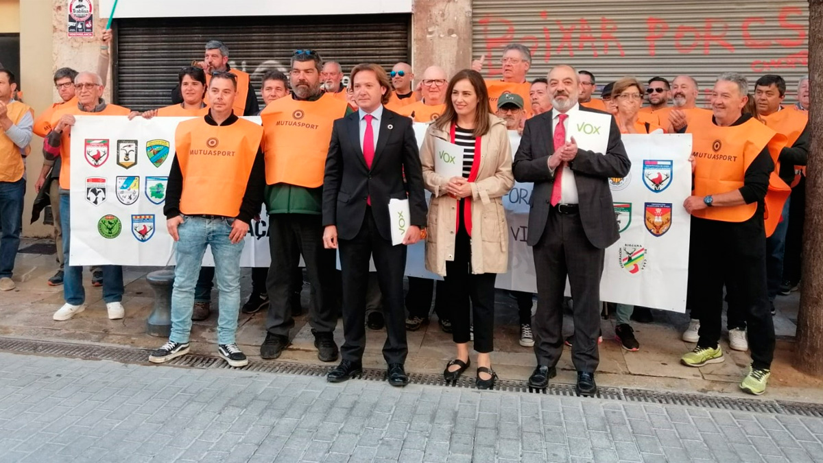 ampos ha mostrado su apoyo junto a los también diputados Idoia Ribas y Sergio Rodríguez