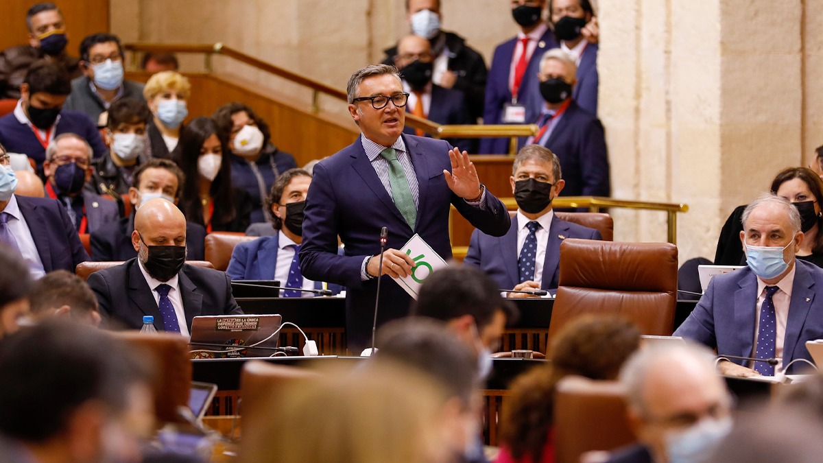 Manuel Gavira en el Pleno del Parlamento de Andalucía.