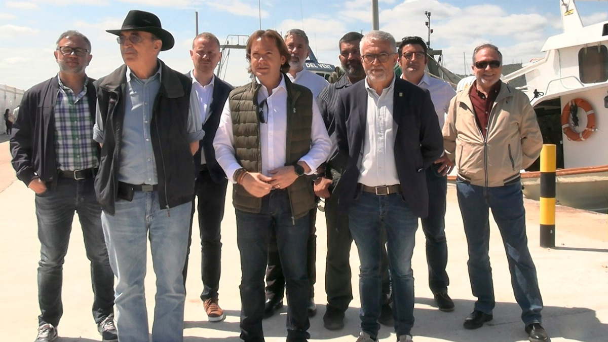 tenemos que apoyar a los pescadores ante la situación tan complicada