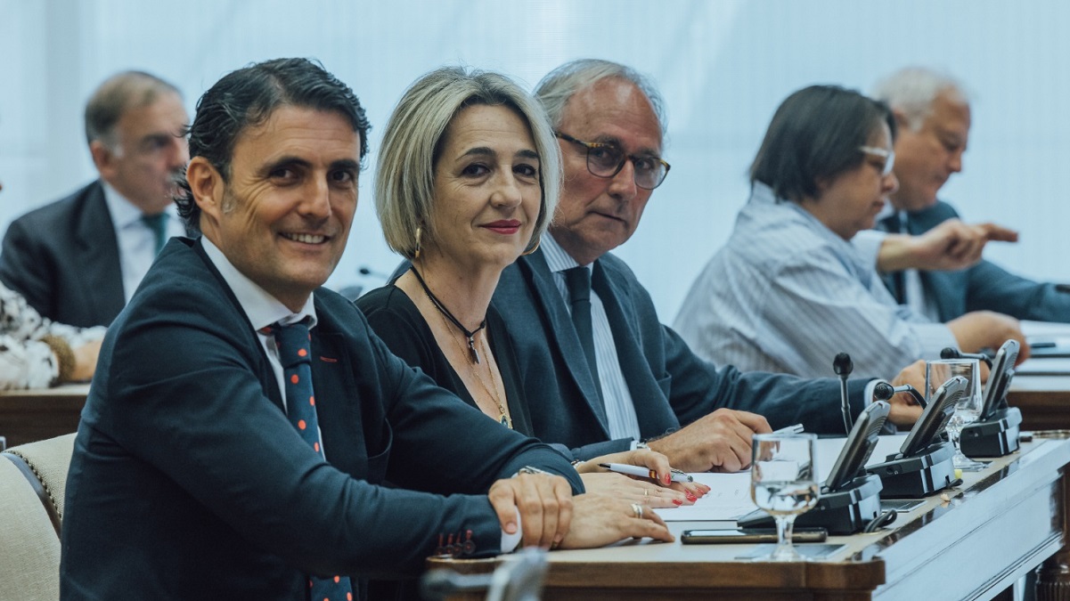 Juan José Aizcorbe, Inés Cañizares y Rodrigo Jiménez