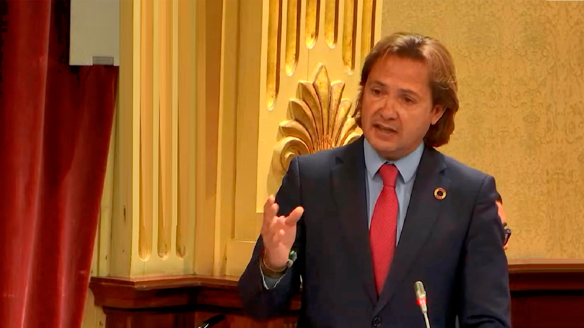 Su intención de acabar con la caza y perjudicar el medio ambiente.