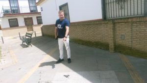 VOX denuncia la degradación de la plaza de Fuente del Rey