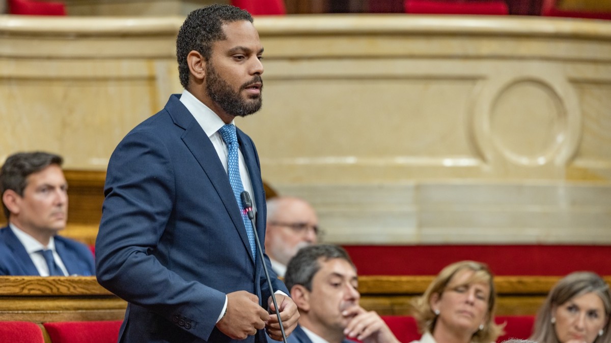 Ignacio Garriga acusa a Aragonès de proteger y amparar la ocupación VOX